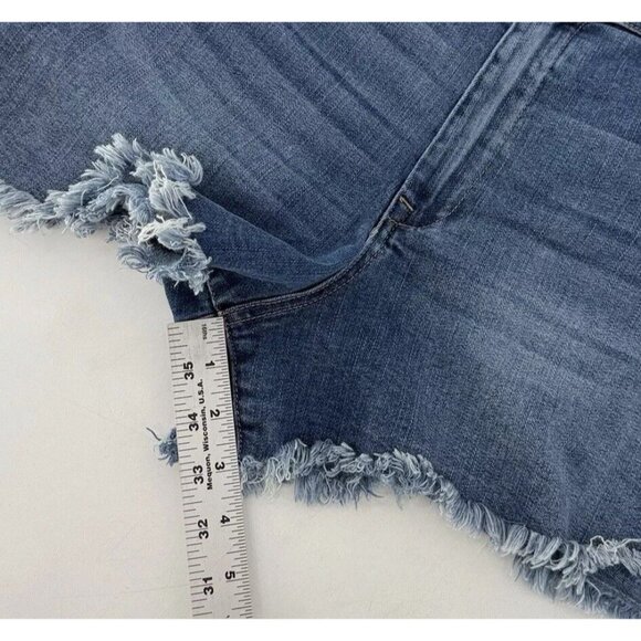 Blank NYC The Lenox High Rise Blue Denim Shorts Distressed Raw Hem Size 32 Boho - Picture 8 of 8